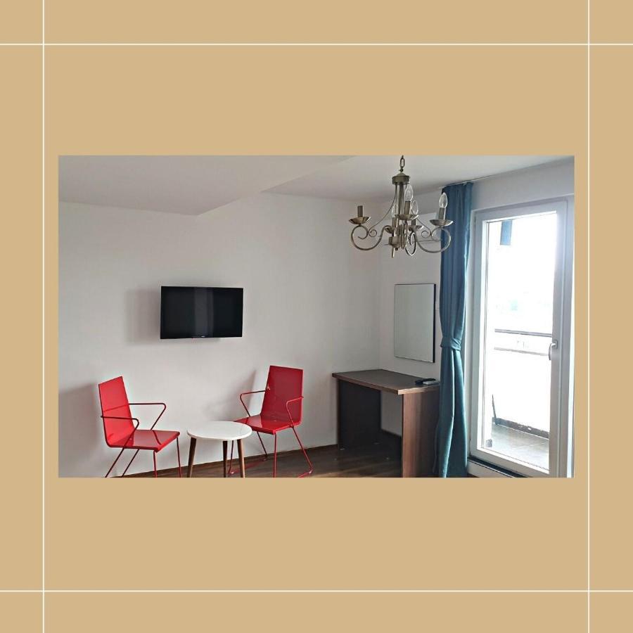 Pristina Newborn Rooms מראה חיצוני תמונה